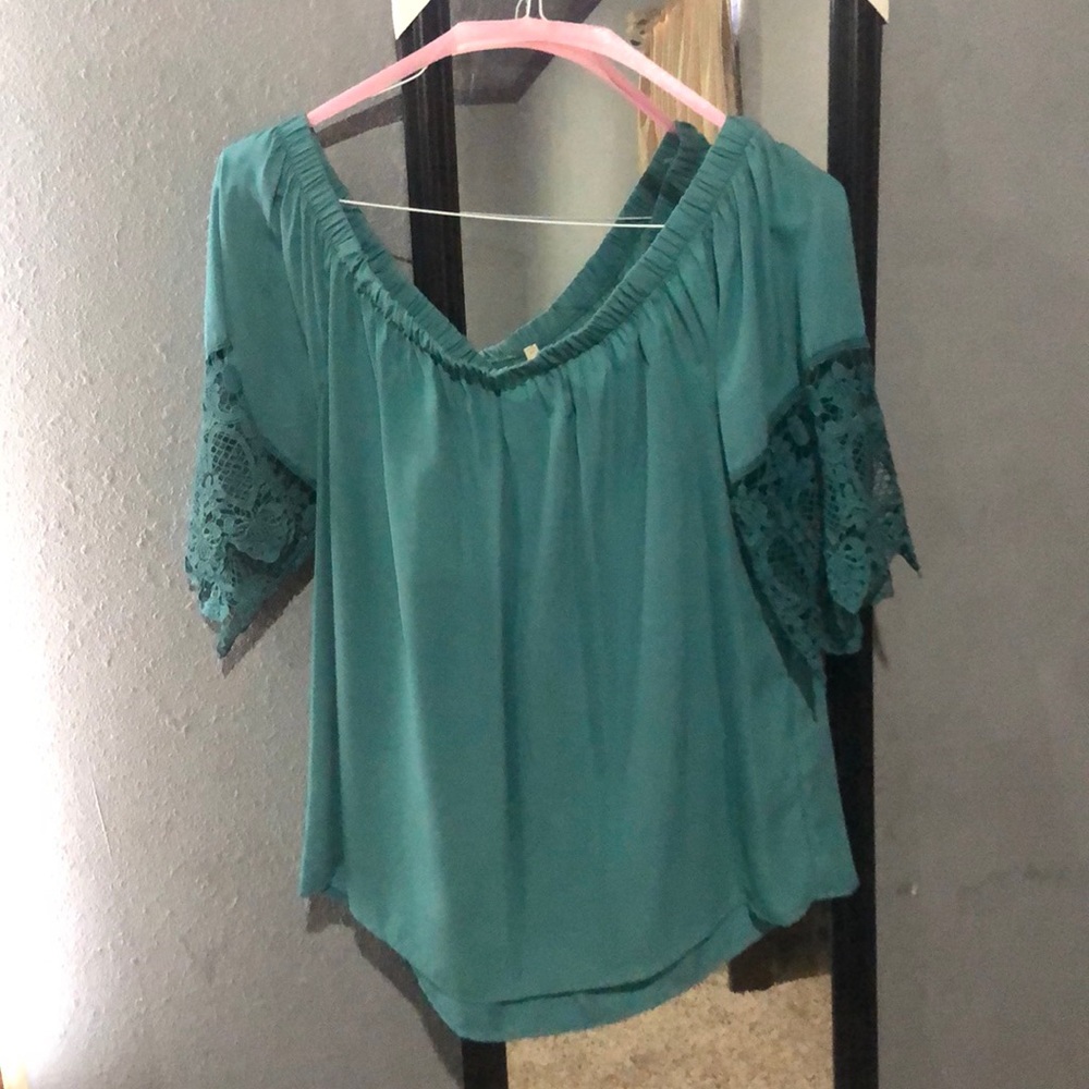 Off shoulder lace top